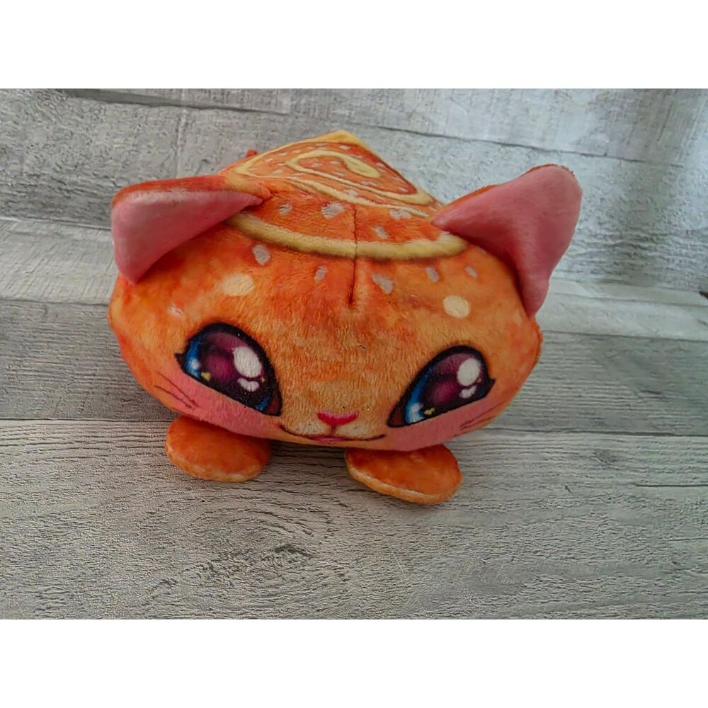 Cookeeze Bakery Cinnamon Roll Cat Plush Toy Soft Stuffed Animal Works